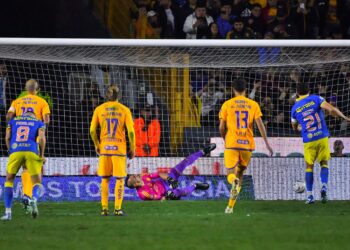 ¡Susto en el Volcán! Tigres rescata empate en la final de ida