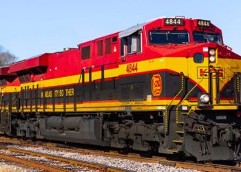 Se prepara tren de pasajeros para Monterrey