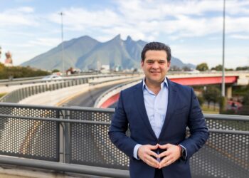 Promete Paco Cienfuegos enderezar el rumbo de Nuevo León