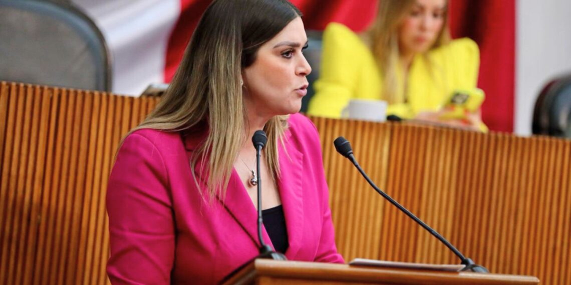 Alerta Ana González por derribo de árboles en Monterrey