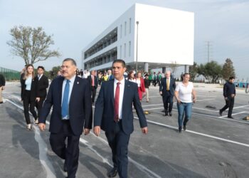 Inauguran en Juárez Unidad Académica de la UANL