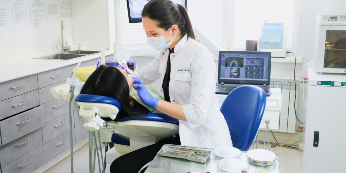 En México falta cultura dental