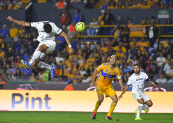 Tigres deja ir ventaja y Pumas lo empata