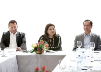 Garantizan a empresarios respeto al voto ciudadano