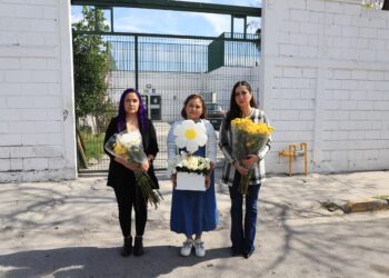 Honran diputadas memoria de Ángel