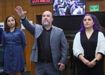 ¡Al fin sesionan!… y toman protesta a diputado de MC