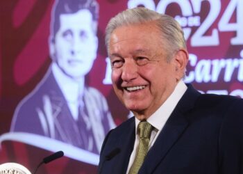 Pide AMLO eliminar a los plurinominales, Samuel lo apoya