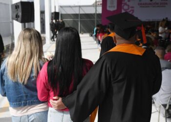 Se gradúan de educación básica 340 reclusos