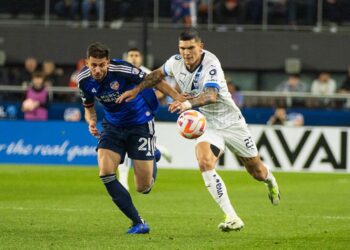 Brandon da el triunfo a Rayados ante su exequipo