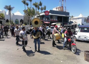 Pretenden “callar” a la banda en Mazatlán