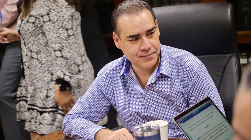 Heriberto Treviño propone sanciones “más duras” por suplantación de identidad