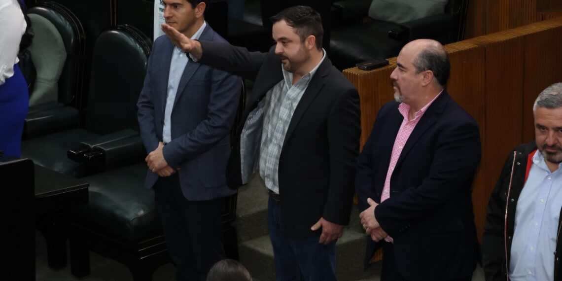 Suma MC a dos diputados más, ya son 14