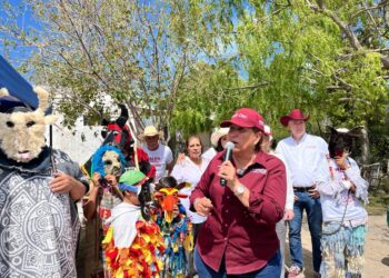 Waldo Fernández y Judith Díaz celebran Semana Santa con “Los Viejos Chicaleros”