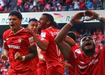 Tigres pierde el partido… y la cabeza