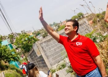 “Samuel García contrata a una empresa relacionada con red de factureras”: Paco Cienfuegos