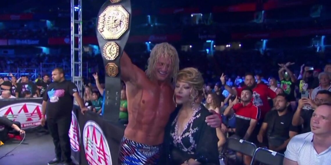 Triplemania Regia deslumbra a Monterrey