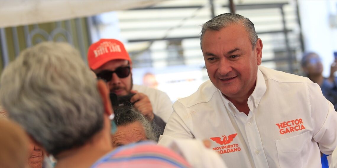 Héctor García reafirma su compromiso de pavimentos nuevos en Guadalupe