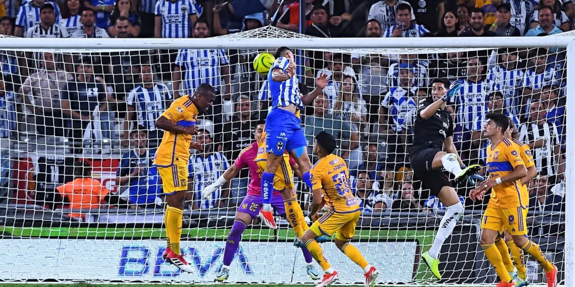 ¡Clásico espectacular!
