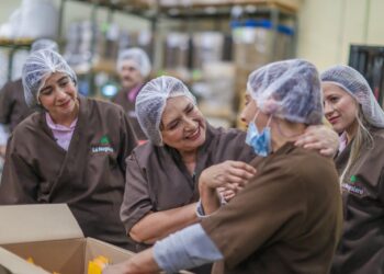 Promete Xóchitl apoyo integral para mujeres