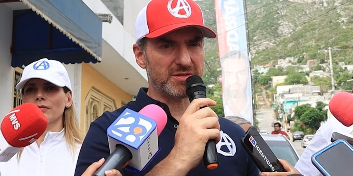 “Empezó la guerra sucia porque se van desplomando en las encuestas”: Adrián