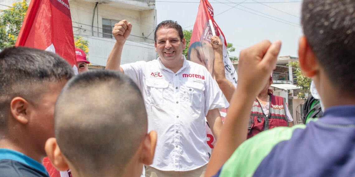 Presenta Arturo Benavides programa “SINBA” (Sin Baches)