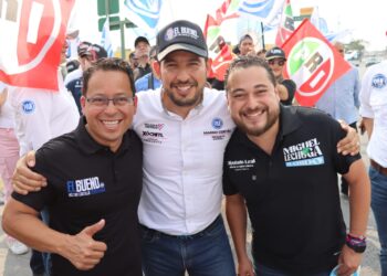 Apoya cúpula panista a Héctor Castillo