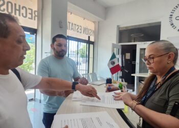 Denuncian a alcalde de Santa Catarina por abuso policiaco