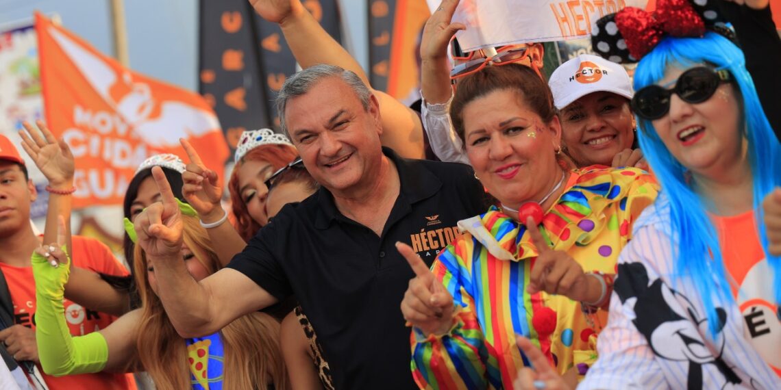 Festeja Héctor García a la niñez de Guadalupe