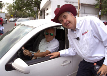 Mantienen Waldo y Judith cercanía con los nuevoleoneses