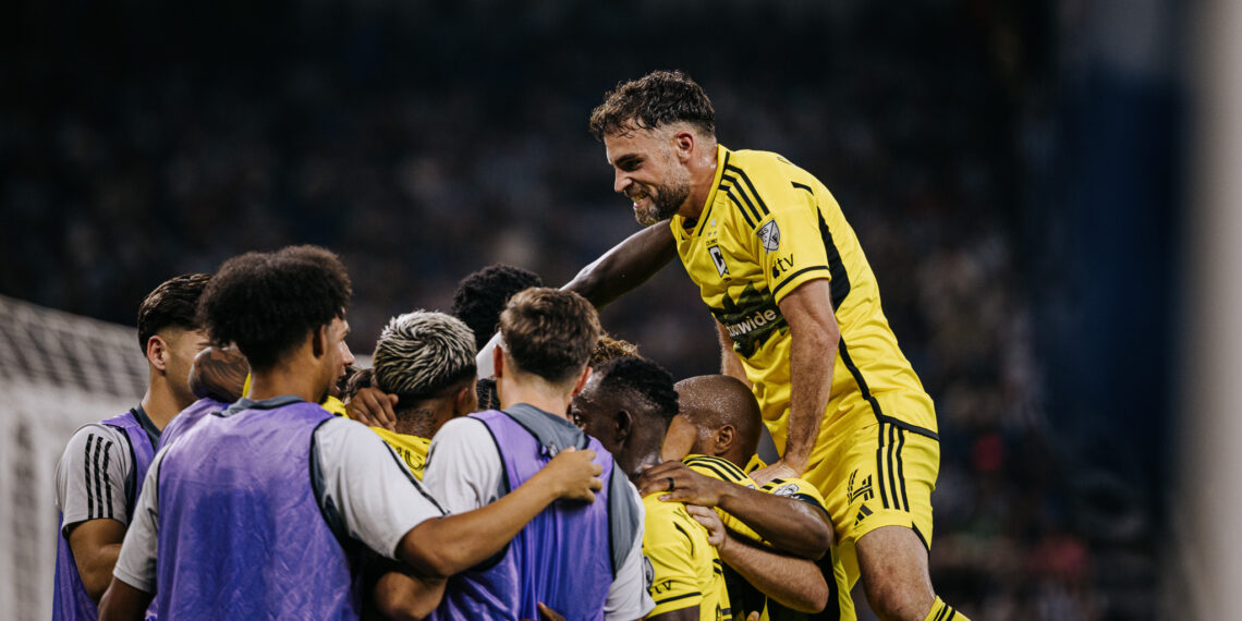 Rayados: goleados, humillados y eliminados