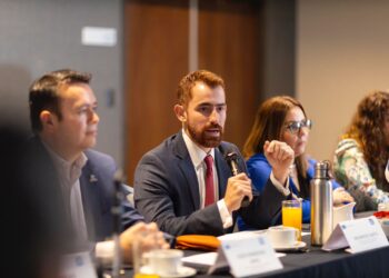 Presenta Mauricio Cantú “Transformación Regia”