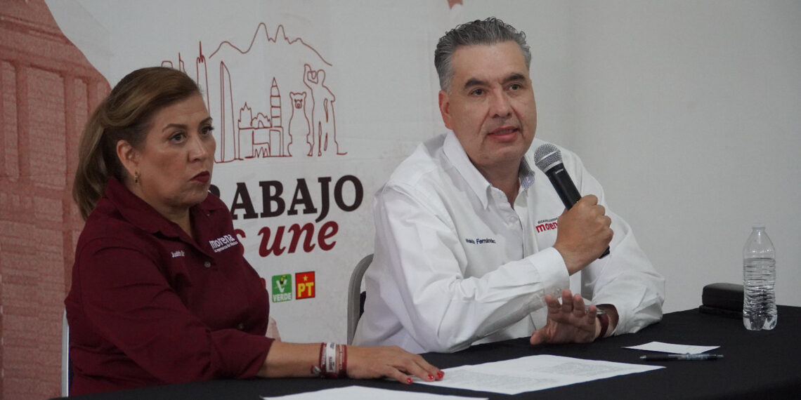 Van candidatos al senado por útiles escolares gratis