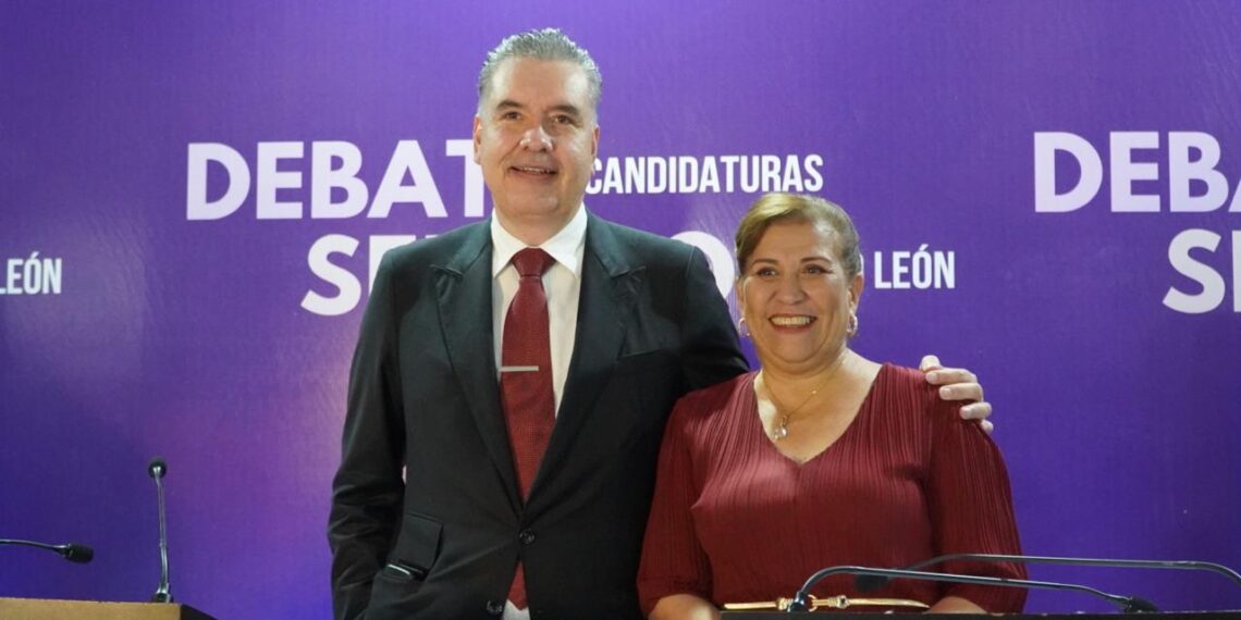 Waldo y Judith aseguran arrasar en el debate