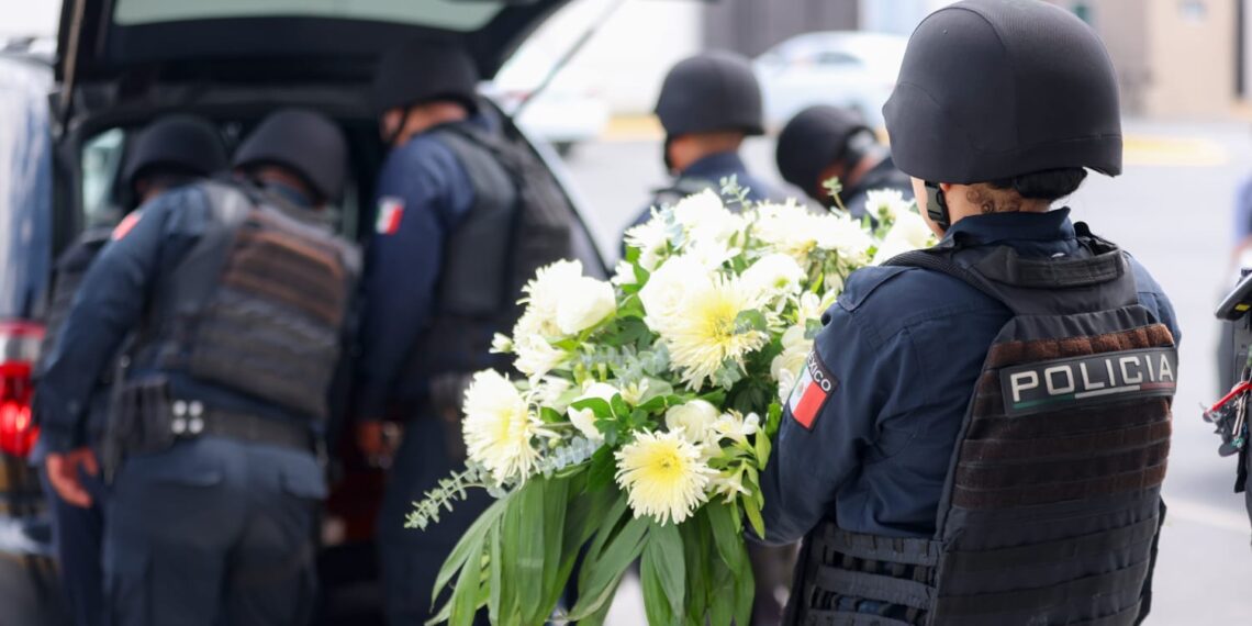 Rinde Pesquería homenaje a oficial caído en cumplimiento del deber