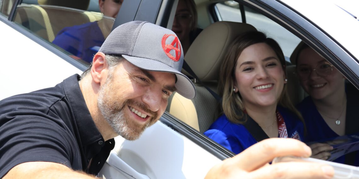 Califica Adrián de “fundamental” el rol de las juventudes en los comicios del 2 de junio