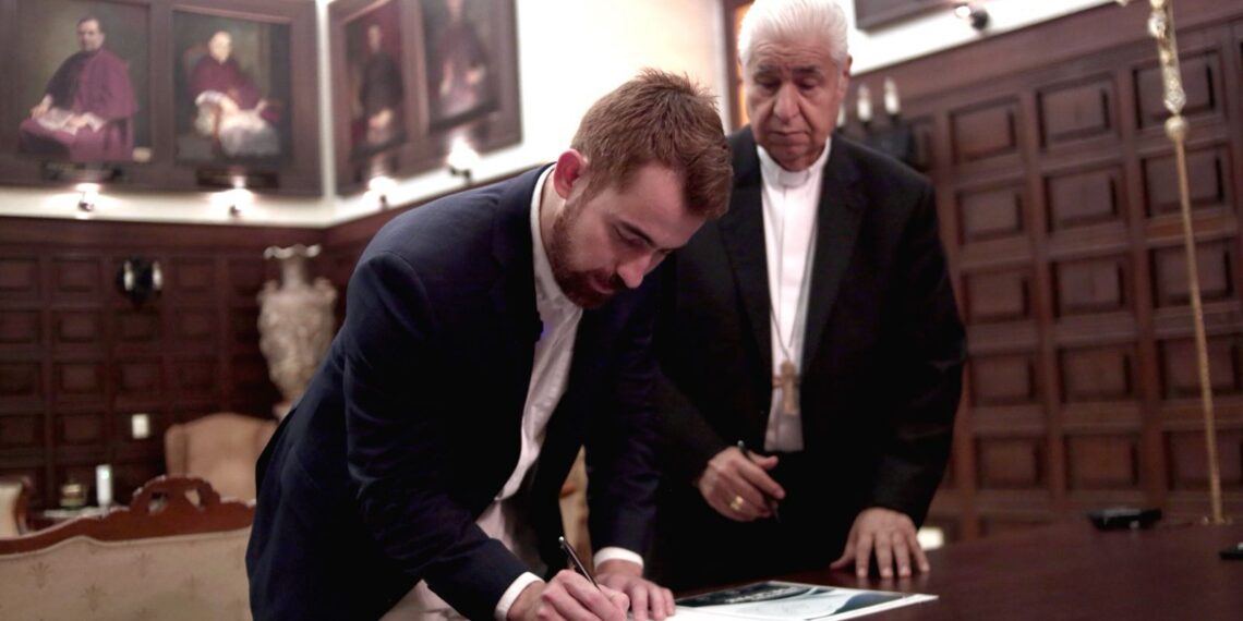 Se suma Mauricio Cantú al compromiso por la paz