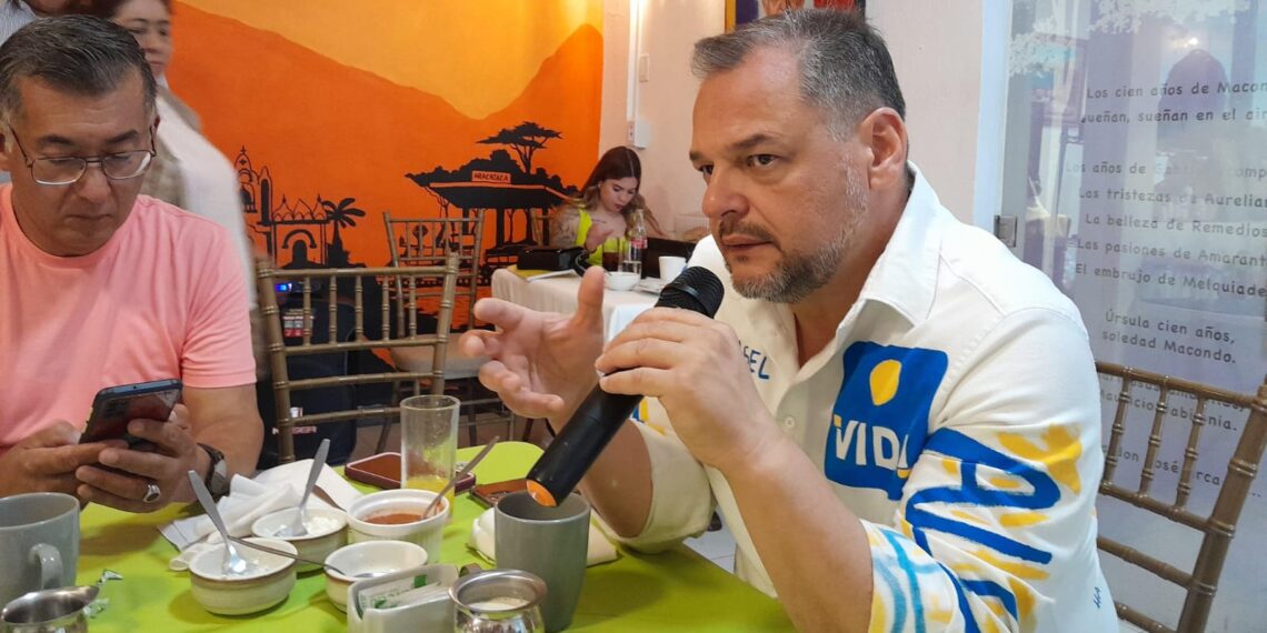 Cierra Luis Ángel campaña por Guadalupe con “bachetón”