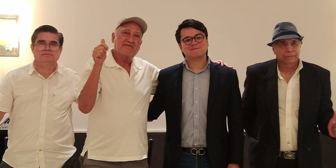 Hijo de ex alcalde panista apoya a Mariana Rodríguez