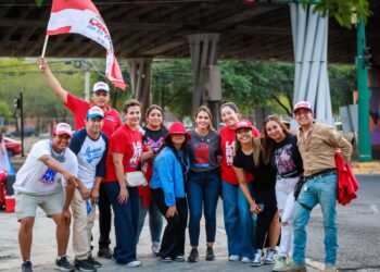 Con mucho ánimo cierra campaña Lorena de la Garza
