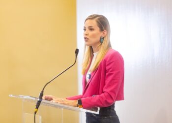 Asegura Mariana que ministeriales se robaron la elección