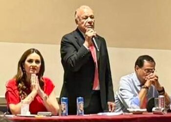 Elige PT a coordinadores de senadores y diputados