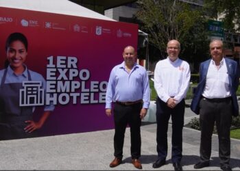 Atiende Secretaría del Trabajo a más de 600 personas en Primera Expo Feria Empleo Hotelera
