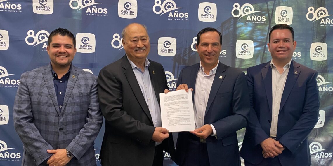 Firman Fundación U.A.N.L. y CAINTRA Convenio de Apoyo a la Educación Técnica