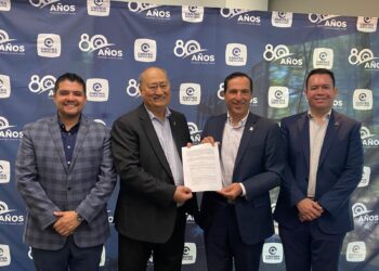 Firman Fundación U.A.N.L. y CAINTRA Convenio de Apoyo a la Educación Técnica