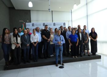 Piden diputados y alcaldes presupuesto sin chantajes