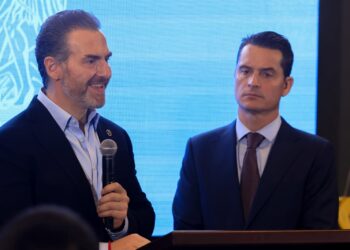 Transición regia inicia el 10 de julio; Adrián suma a Margáin a su equipo