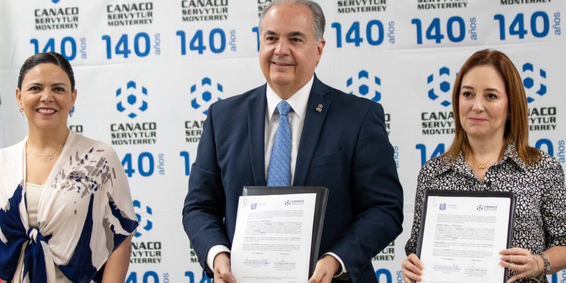 La Secretaría de Turismo y CANACO SERVYTUR Monterrey firman convenio en pro del turismo
