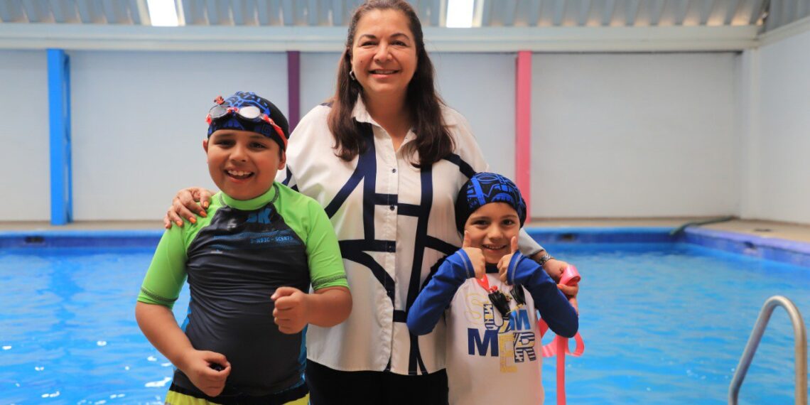 Reabren alberca de DIF Valle Verde