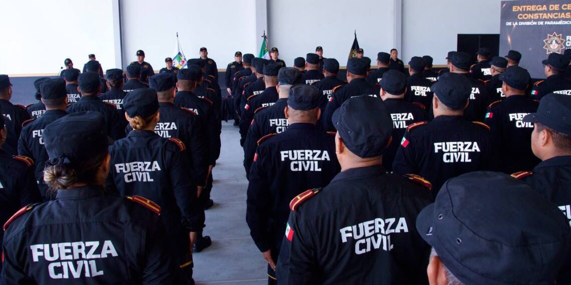 Especializan a policías para nueva división Médica Táctica Policial.