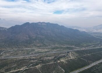 Pedirán que se auditen obras por Tesla